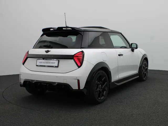 MINI 3-Deurs Cooper 2025 Benzine 2