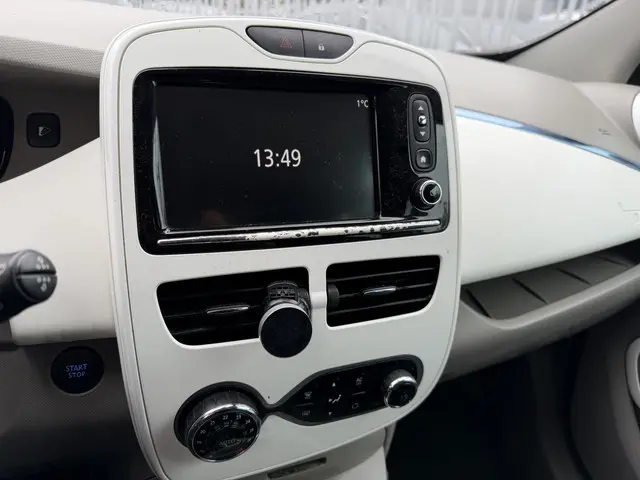 Renault ZOE Q210 Zen Quickcharge 22 kWh 2013 Elektrisch 5