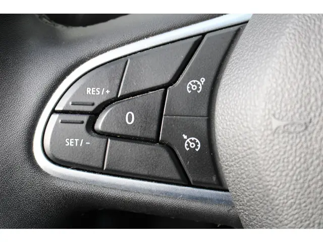 Renault Mégane Estate 1.3 TCe 140 Techno 2023 Benzine 17