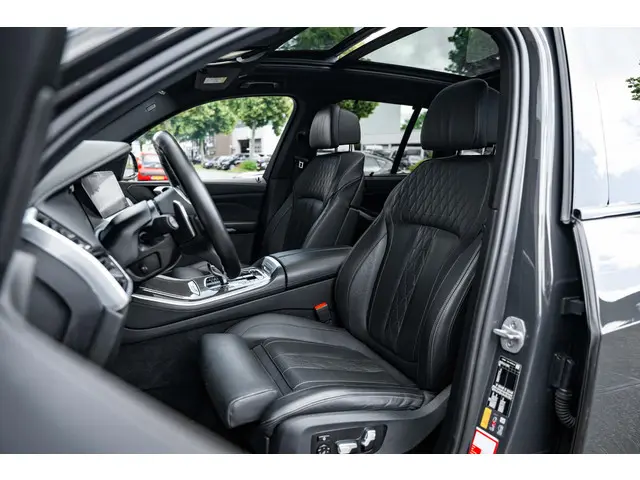 BMW X5 xDrive45e High Executive 2023 Hybride Benzine 23