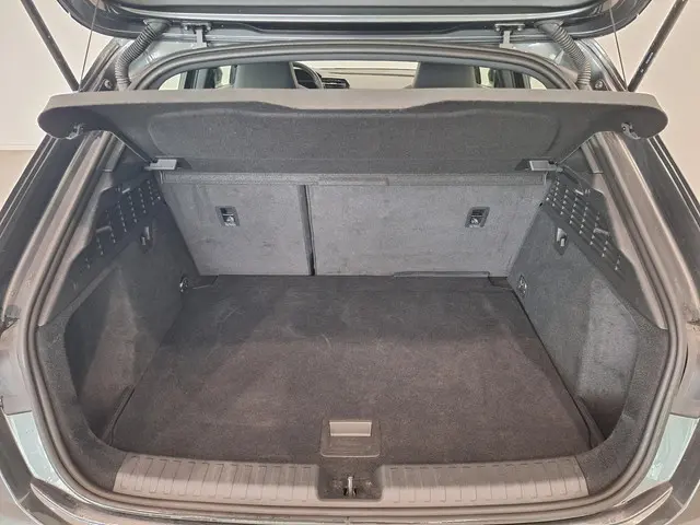 Audi A3 Sportback 40 TFSI e S-Line 2022 Hybride Benzine 24