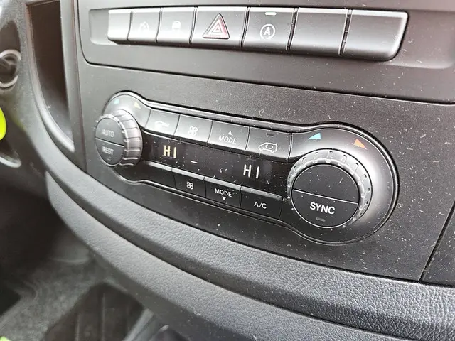 Mercedes-Benz Vito 114 2017 Diesel 10