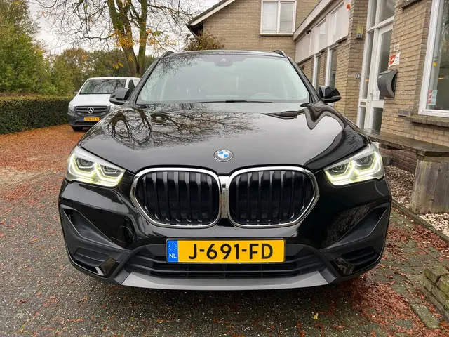 BMW X1 SDrive18i Executive Automaat 2020 Benzine 41