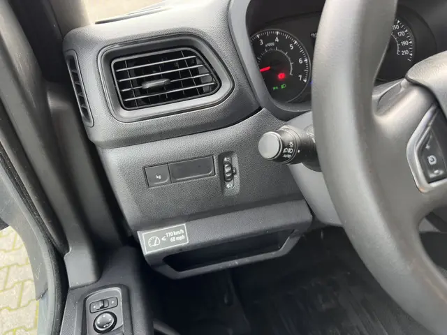 Renault Master T35 2.3 dCi 150 L3 Energy 2021 Diesel 17