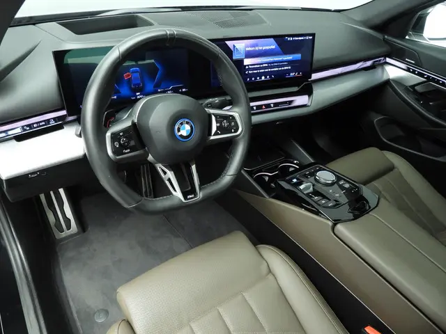 BMW i5 Sedan eDrive40 84 kWh 2024 Elektrisch 6