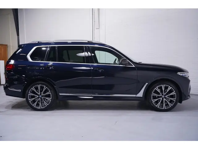 BMW X7 xDrive40i M Sport 2022 Benzine 8