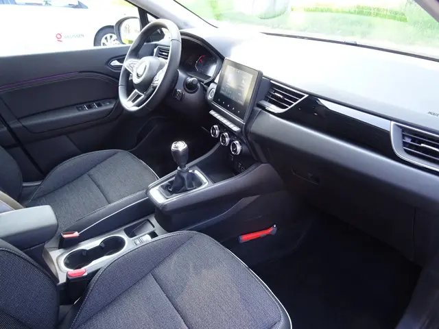 Mitsubishi ASX 1.3 DI-T Intense+ 2024 Hybride Benzine 11