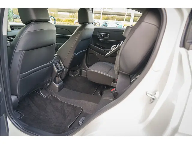 Honda HR-V 1.5i e:HEV ADVANCE 2024 Hybride Benzine 39