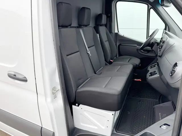 Mercedes-Benz eSprinter 112 2022 Elektrisch 8