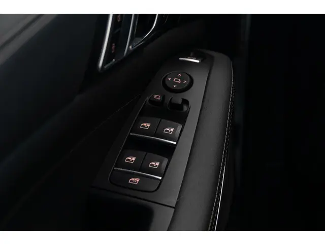 BMW X5 xDrive50e 2024 Hybride Benzine 16