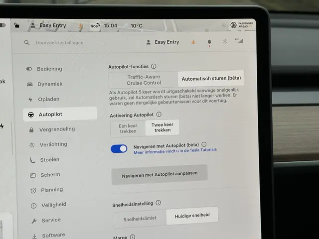 Tesla Model Y Long Range AWD 75 kWh 2023 Elektrisch 37