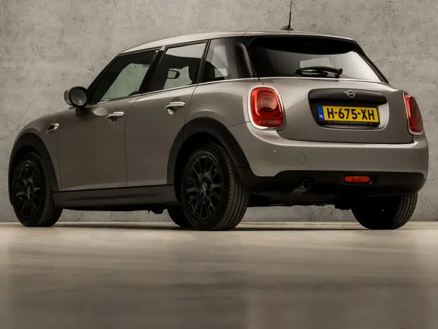 MINI One 3