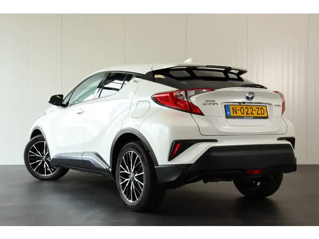 Toyota C-HR 1.8 Hybrid Dynamic, 2018 Hybride Benzine 4