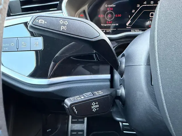 Audi RSQ3 TFSI RS / Panorama/ Full spec 2022 Benzine 24