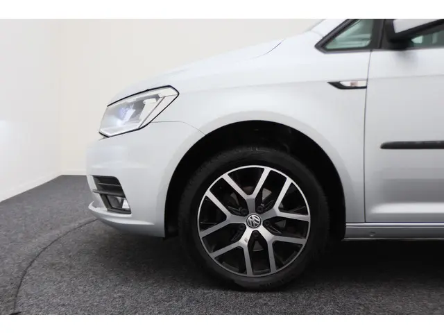 Volkswagen Caddy 2.0 TDI L1H1 BMT Highline 2018 Diesel 29