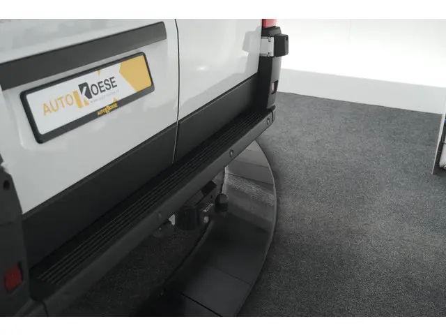 Citroën Jumper 2.2 BlueHDi 120 L2H2 3.0t 2023 Diesel 17