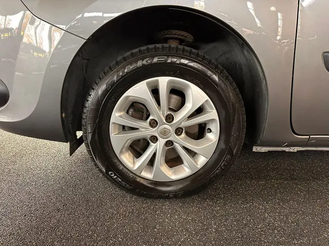 Renault Kangoo Family - 1.2 TCe Limited 2014 Benzine 8