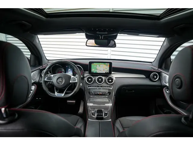 Mercedes-Benz GLC Coupé AMG 43 4MATIC 2019 Benzine 2