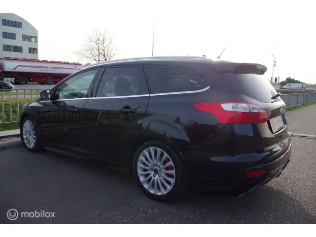Ford Focus Wagon 1.0 EcoBoost Titanium 2013 Benzine 7