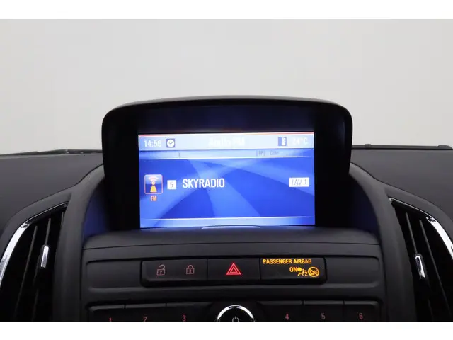 Opel Zafira Tourer 1.4 Turbo 140pk Cosmo 2013 Benzine 25