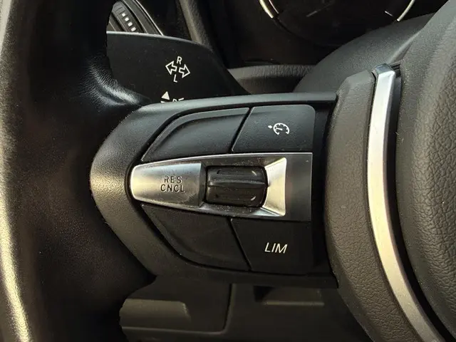 BMW X1 xDrive25e M SPORT 2021 Hybride Benzine 23