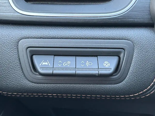 Renault Captur 1.3 mild hybrid 160 iconic 2024 Benzine 24