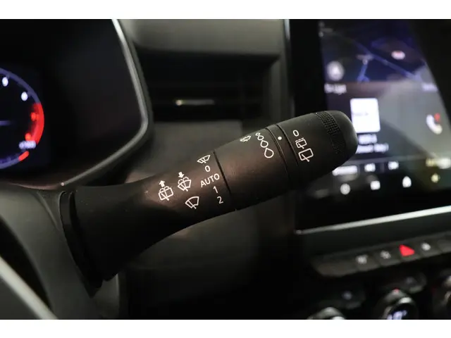 Renault Clio 1.0 TCe 90 GPF techno 2024 Benzine 22