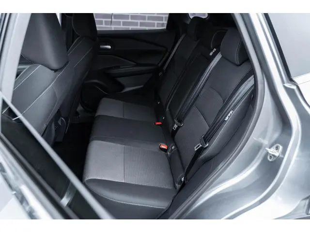 Nissan QASHQAI 1.3 MHEV N-Connecta 2022 Benzine 20