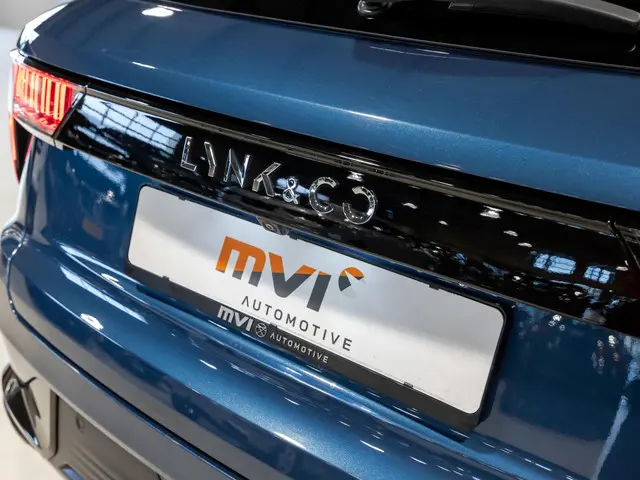 Lynk & Co 01 1.5 / 261pk / Blackstyle 2022 Hybride Benzine 14