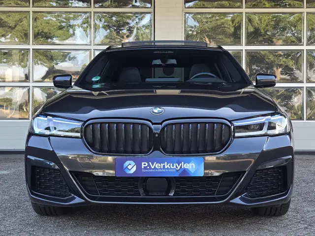 BMW 5 Serie Touring 530i xDrive M SPORT 2021 Benzine 11