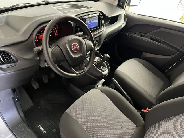 Fiat Doblò Cargo 1.6 MJ L1H1 2022 Diesel 22