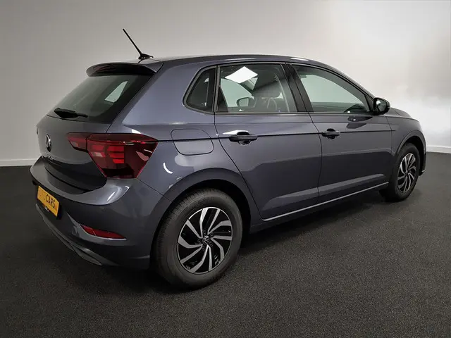 Volkswagen Polo 1.0 TSI Life 2022 Benzine 6
