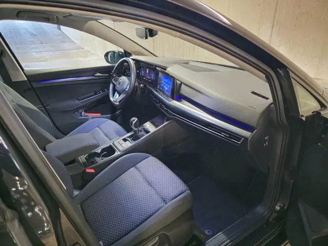 Volkswagen Golf 1.0 TSI Life Business 2021 Benzine 16