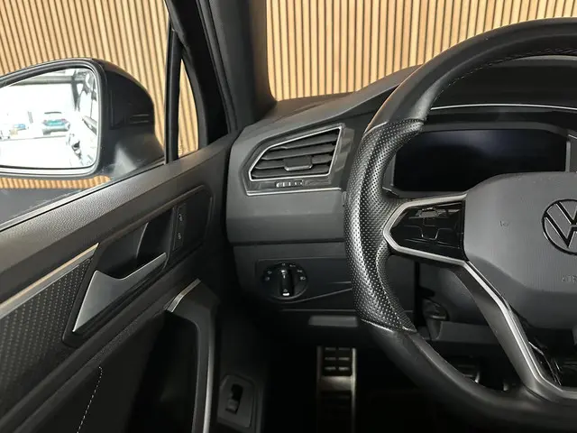Volkswagen Tiguan 1.5 TSI Black Edition 2021 Benzine 15