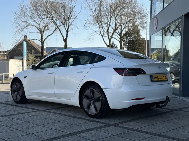 Tesla Model 3 Range Plus 2020 Elektrisch 4
