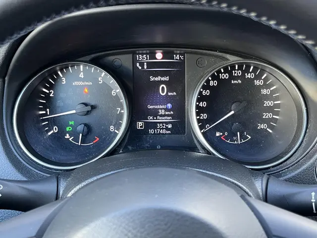 Nissan QASHQAI 1.2 Tekna 2018 Benzine 5