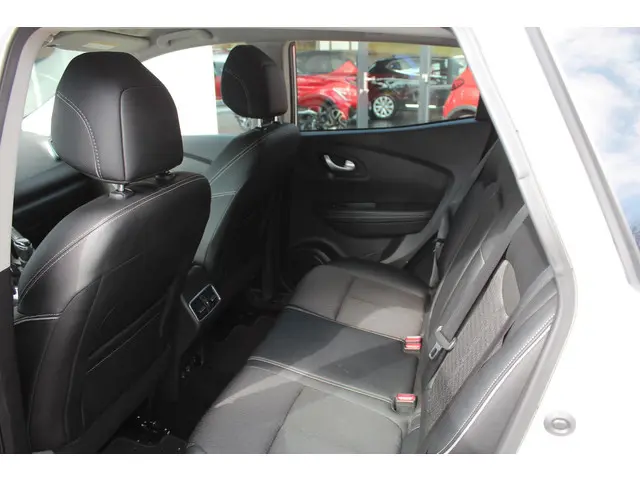 Renault Kadjar 1.3 TCe BOSE 140 pk 2020 Benzine 9
