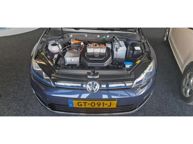 Volkswagen e-Golf E-Golf 2015 Elektrisch 9