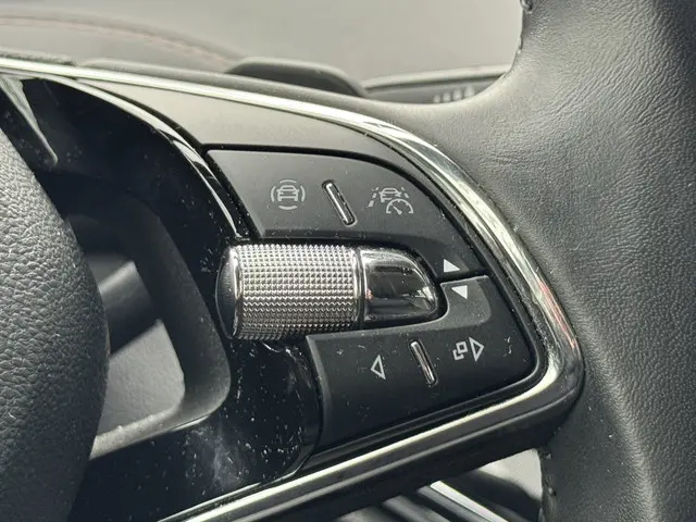 Škoda Enyaq iV 60 Intro 180pk 58 kWh 2022 Elektrisch 13