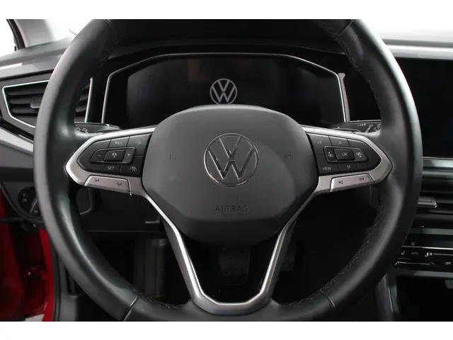 Volkswagen Taigo 1.5 TSI 150pk DSG Style 2022 Benzine 15