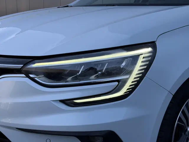 Renault Mégane Estate 1.3 TCe Intens 2022 Benzine 10