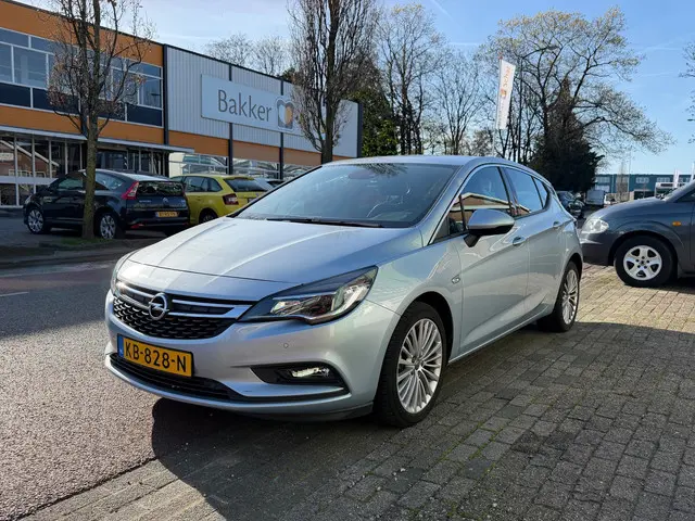 Opel Astra 1.4 Innovation AIRCO* CRUISE* N.A.P. ! 2016 Benzine 4