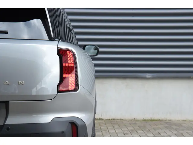 MINI Countryman C 2024 Benzine 35