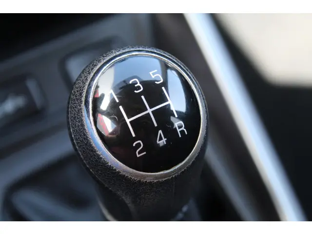 Suzuki Vitara 1.0 ECC//NAVI//CAMERA!! 2020 Benzine 17