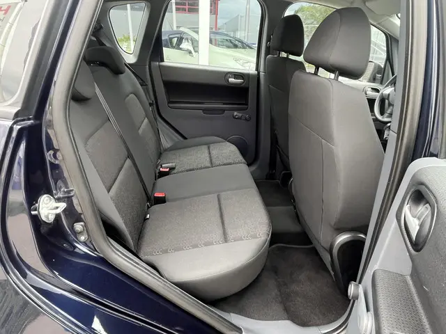 Mitsubishi Colt 1.1 Edition One 2012 Benzine 15