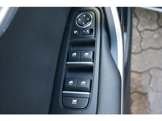 Kia ProCeed 1.5 T-GDI GT-PlusLine 2021 Benzine 24