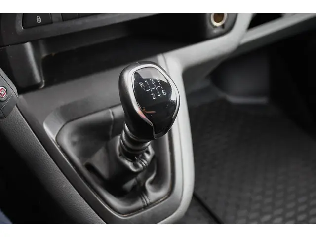 Fiat Scudo 1.5 MultiJet L2H1 SX 2022 Diesel 27