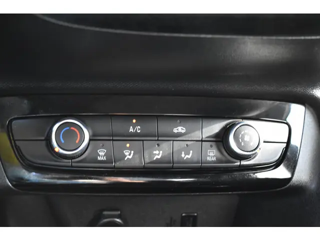 Opel Corsa 1.2 Edition 2022 Benzine 12