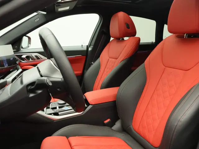 BMW i4 M50 84 kWh 2024 Elektrisch 27
