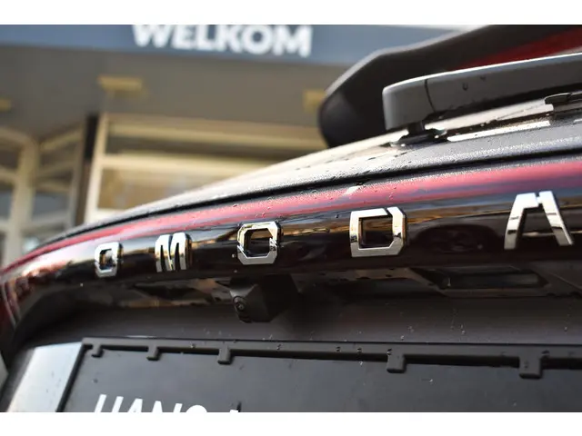 Omoda 5 SHS SHS-H Premium 2025 Hybride Benzine 17